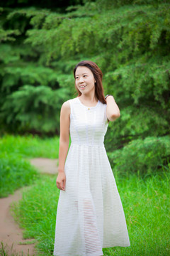 王芳_副本.jpg 王芳_副本.jpg