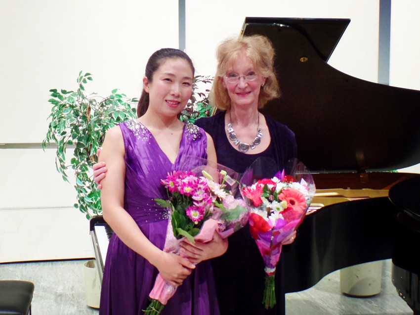 teacher_副本.jpg teacher_副本.jpg