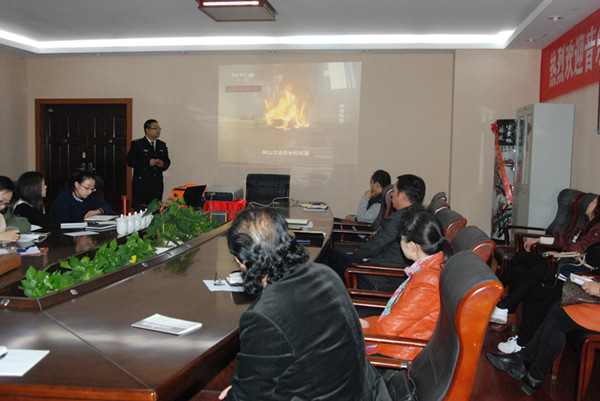 消防知识讲座修改.jpg 消防知识讲座修改.jpg