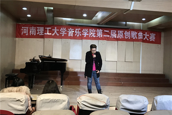 第二届原创班歌大赛3_副本.jpg 第二届原创班歌大赛3_副本.jpg