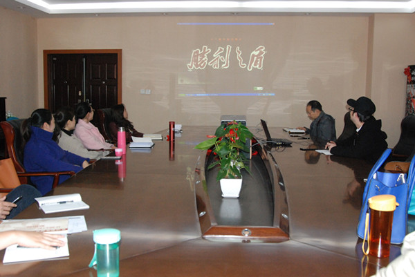 观看胜利之盾_副本.jpg 观看胜利之盾_副本.jpg